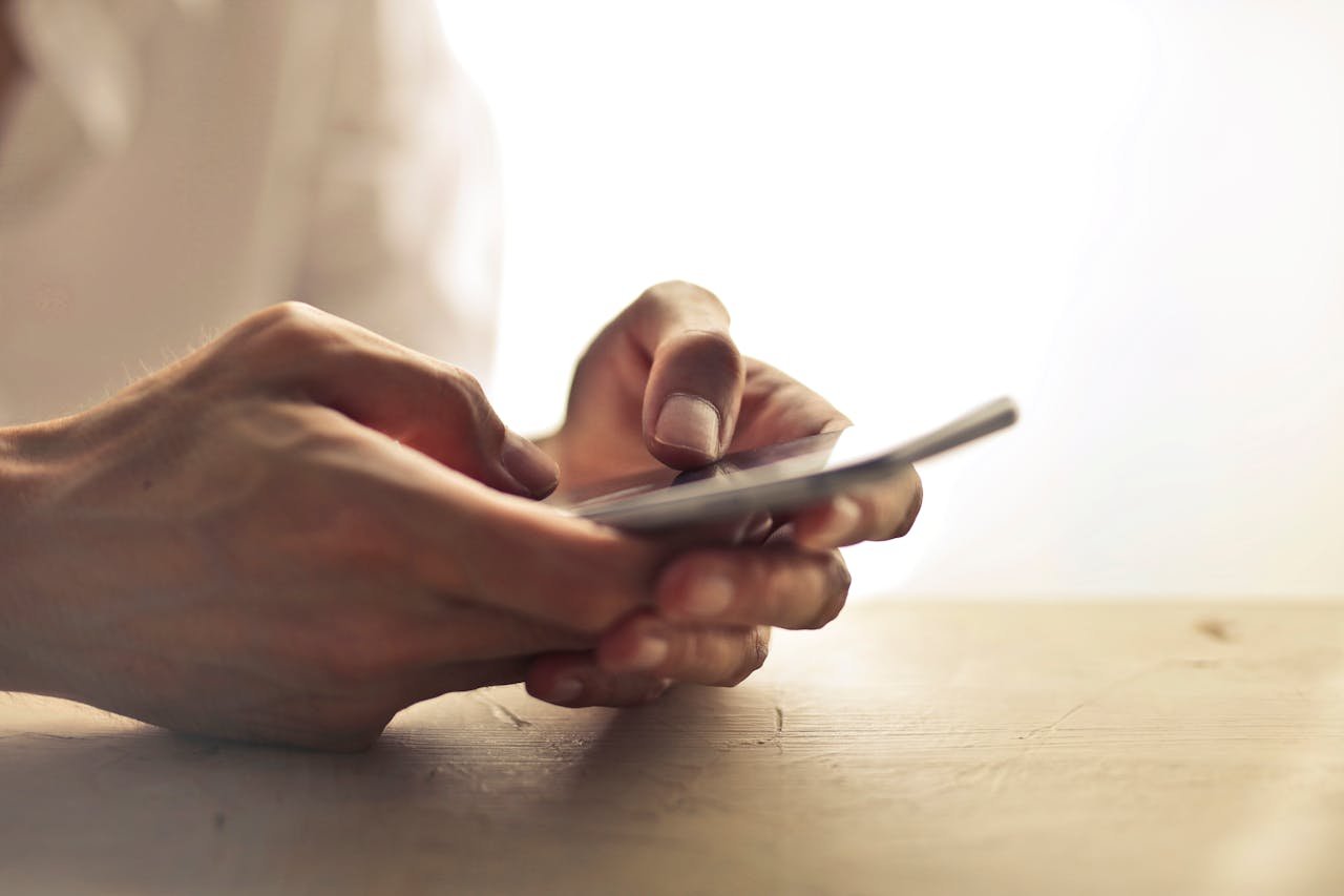 Read more about the article How to Force Restart of Old iPhone